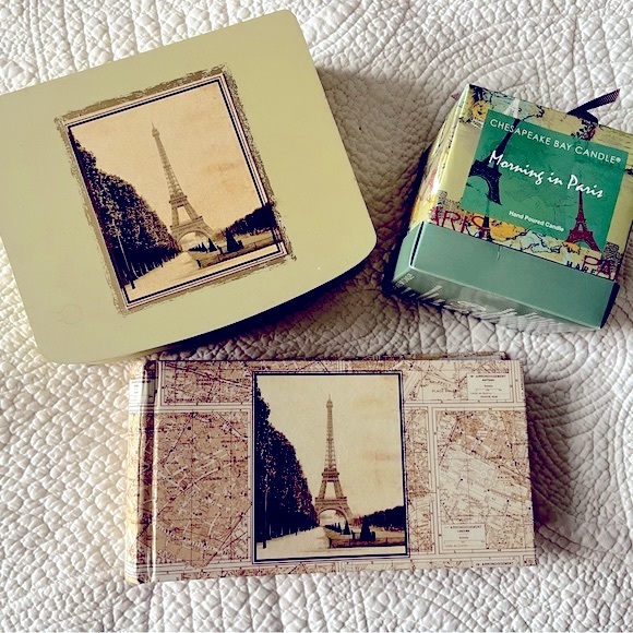 Chesapeake Bay “Morning in Paris” candle, Eiffel Tower photo album & box❣️ - Picture 13 of 14
